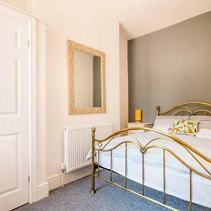 Platform Port Area 1 With Free Street Parking Apartment Kingston upon Hull